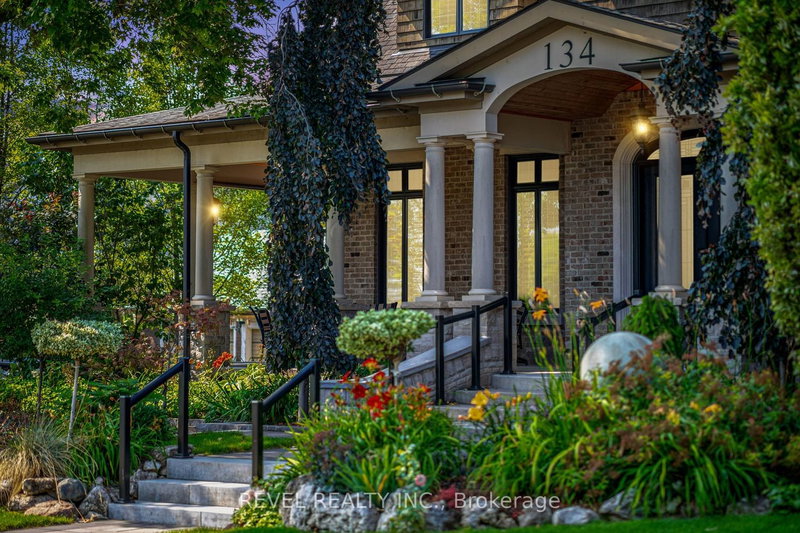 134 Front St E, Whitby, L1N 1A1 | Image 2