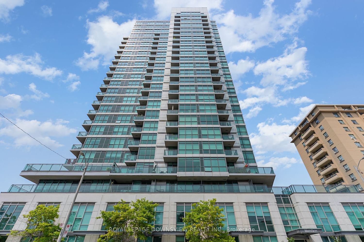 Condo leased at 1504-1048 Broadview Avenue, Toronto, Broadview North, M4K 2B8 - MLS: E6730484