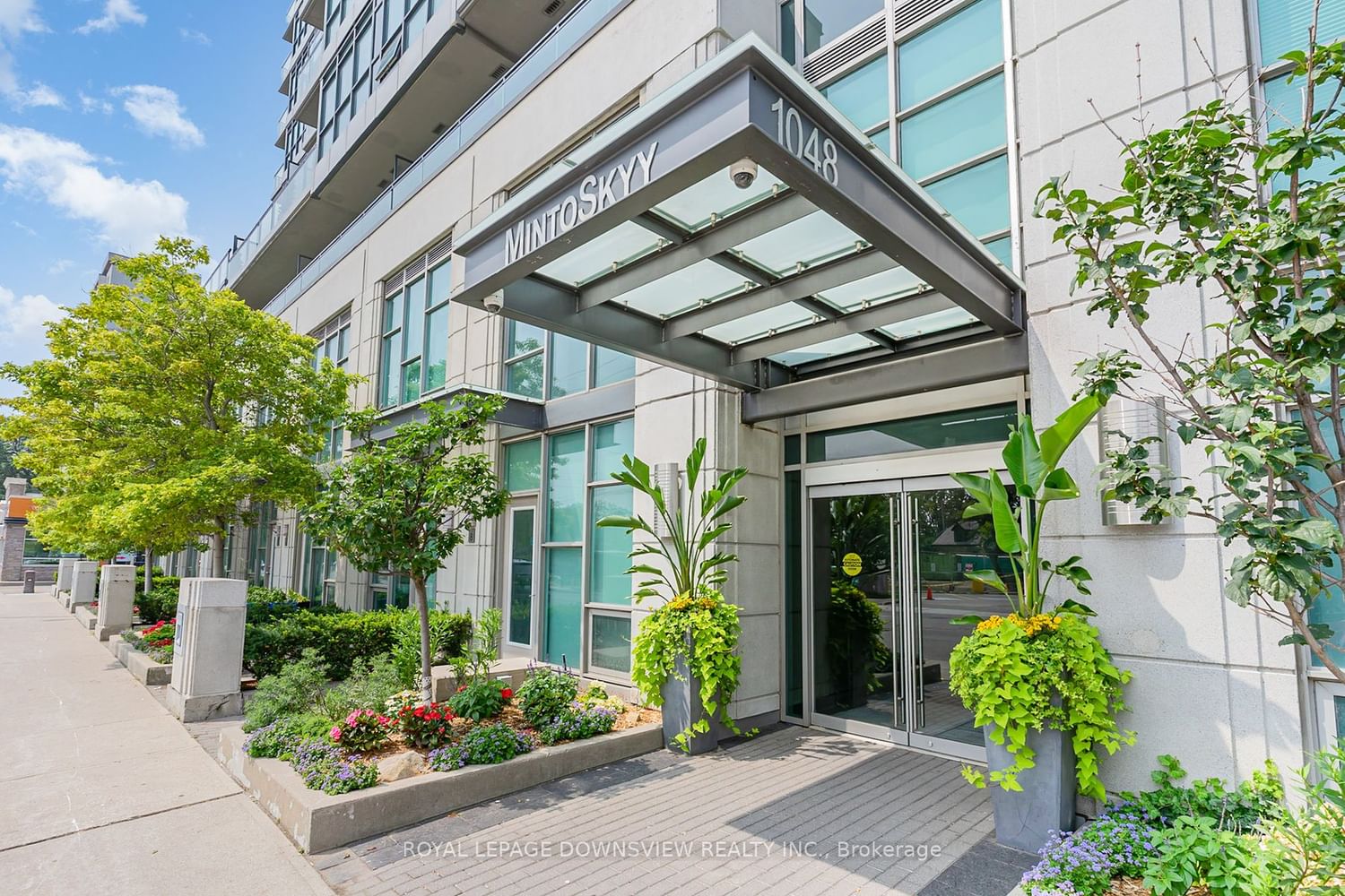 Condo leased at 1504-1048 Broadview Avenue, Toronto, Broadview North, M4K 2B8 - MLS: E6730484