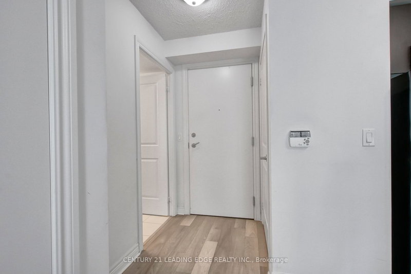1506 - 50 Town Centre Crt, Toronto, M1P 0A9 | Image 2