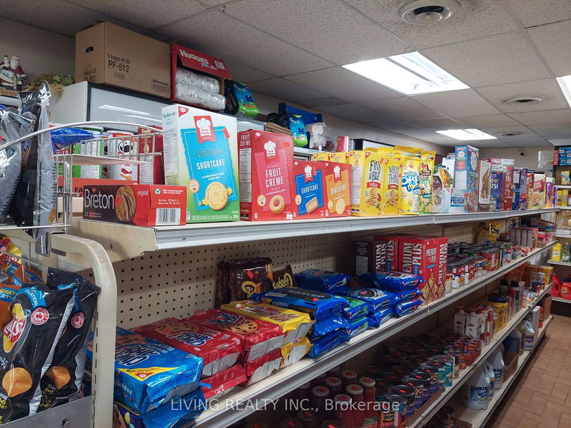 404 Woodfield Rd, Toronto, M4L 2X1 | Image 2