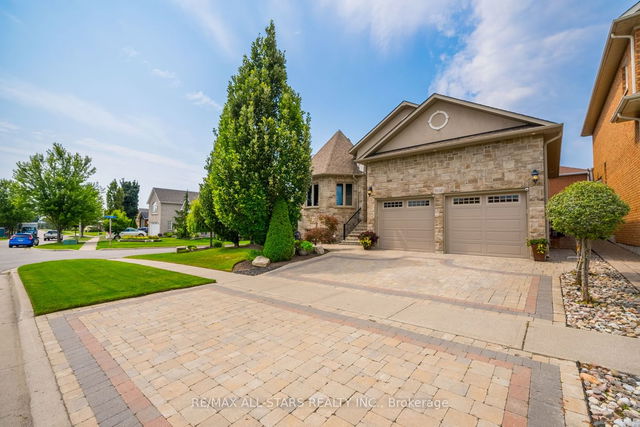 1032 Swiss Heights Drive