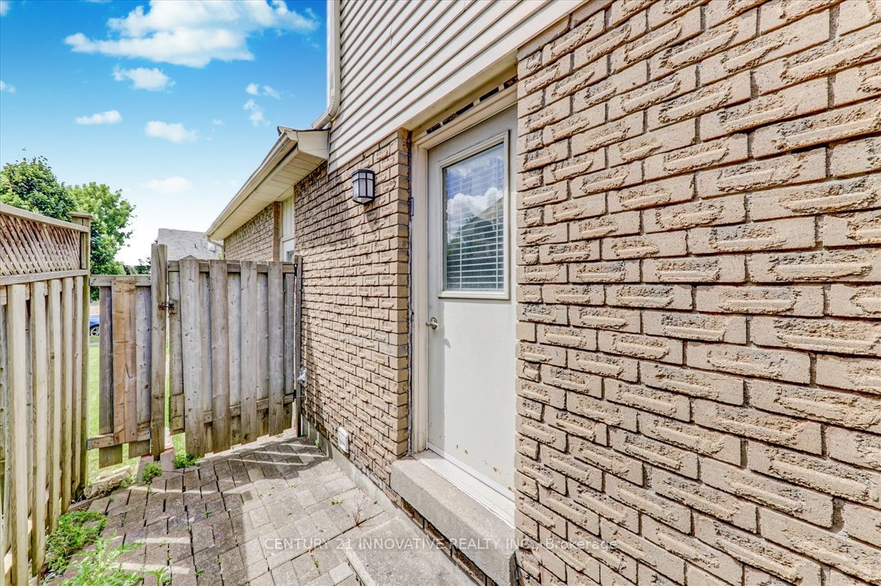 Listing Image 37