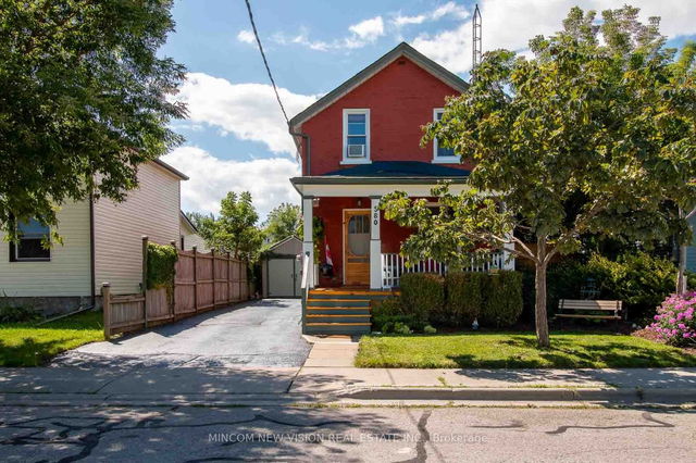 580 Front Street