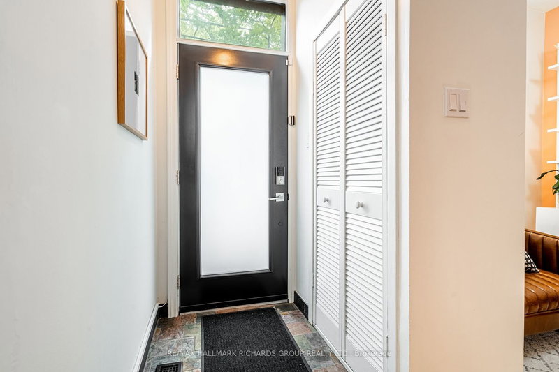 164 Munro St, Toronto, M4M 2B9 | Image 2