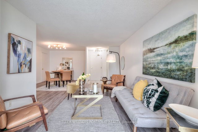 311 - 11753 Sheppard Avenue
