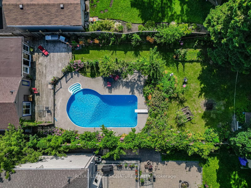 878 Strouds Lane, Pickering, L1V 1H2 | Image 3