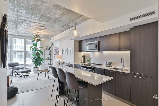 1001 - 15 Baseball Place