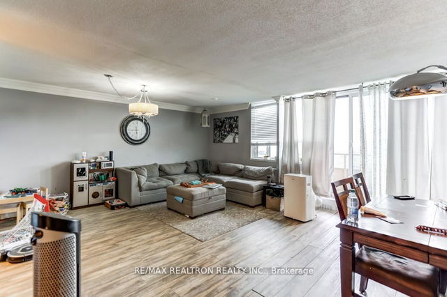 1901 - 15 Torrance Road