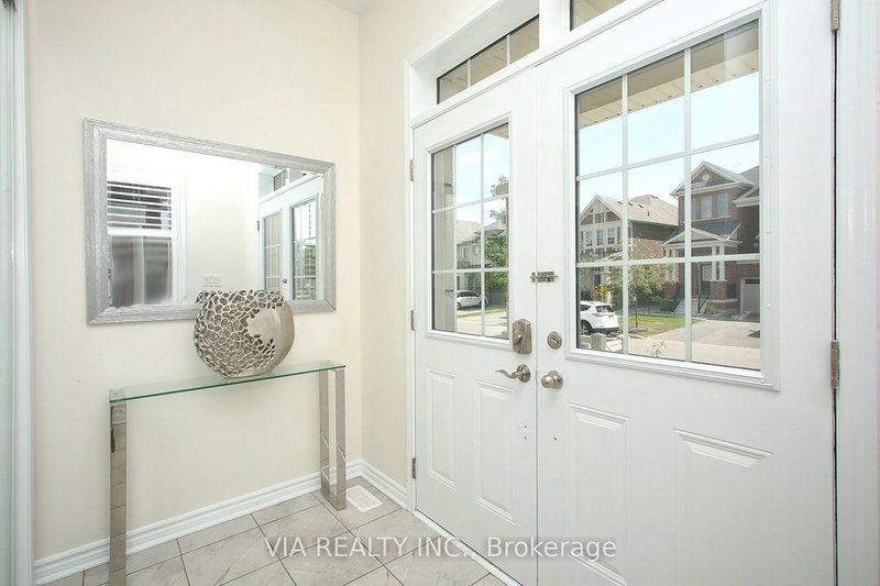 65 Westfield Dr, Whitby, L1P 0E9 | Image 2