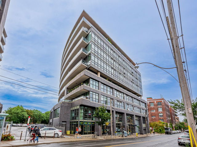 504 - 319 Carlaw Avenue