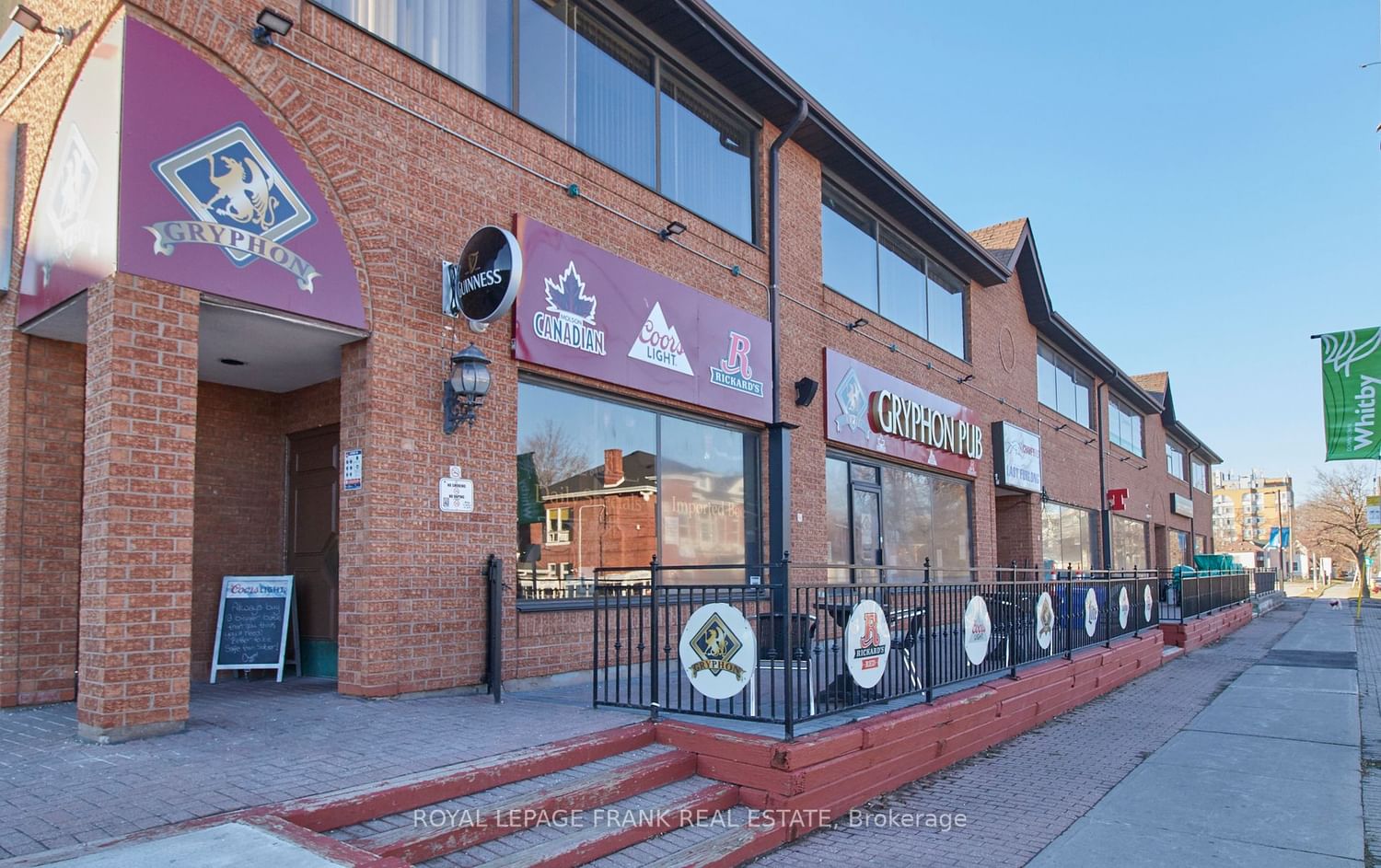 Commercial/Retail sold at 114 Dundas Street, Whitby, Downtown Whitby, L1N 2H7 - MLS: E6766550