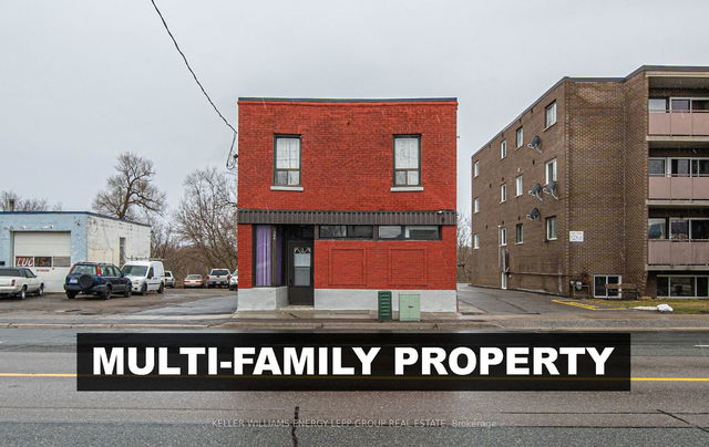786 Simcoe Street