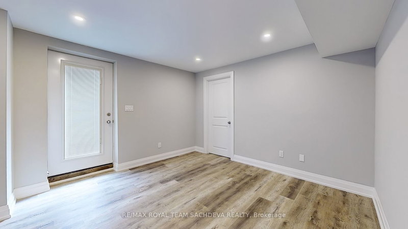 36 Kennett Dr, Whitby, L1P 1L5 | Image 3