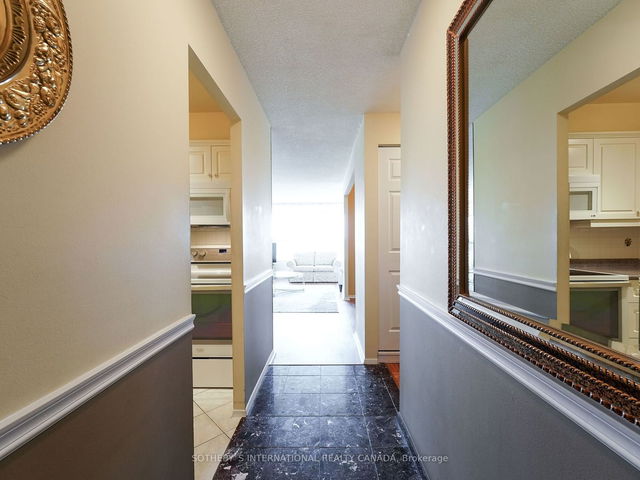 1005 - 2365 Kennedy Road