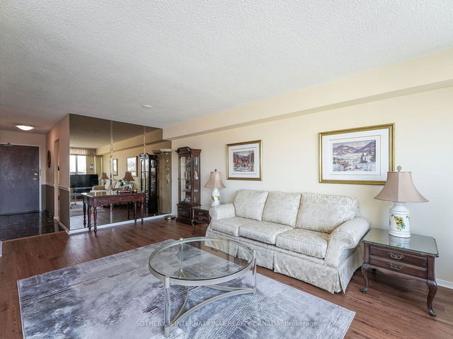 1005 - 2365 Kennedy Road
