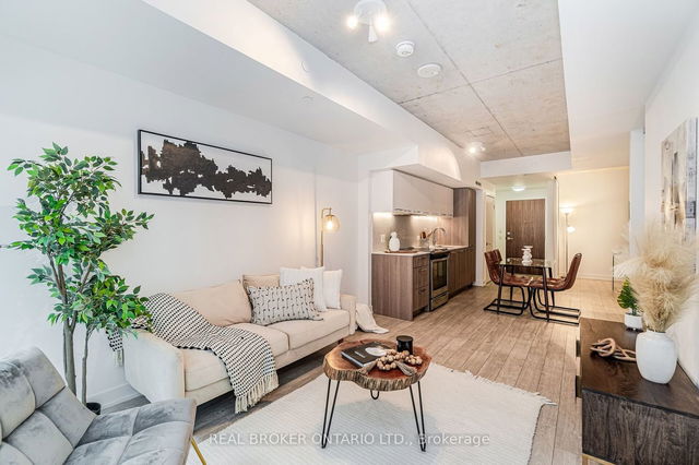 309 - 30 Baseball Place