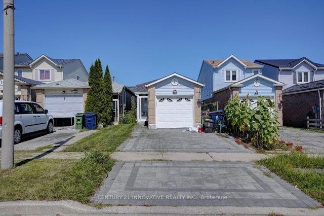 54 Horseshoe Crescent