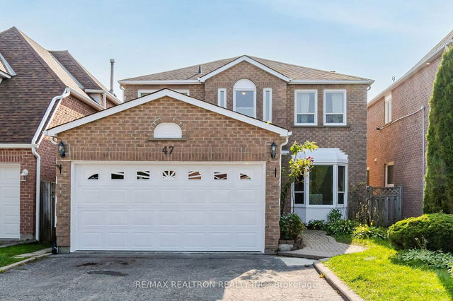 47 Oak Knolls Crescent