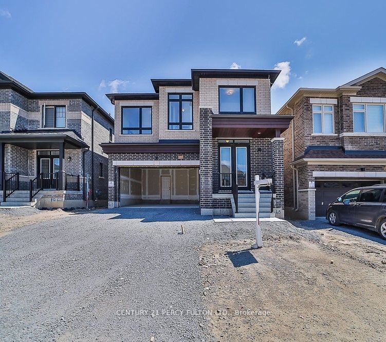 2105 Coppermine St, Oshawa, L1H 8L7 | Image 2