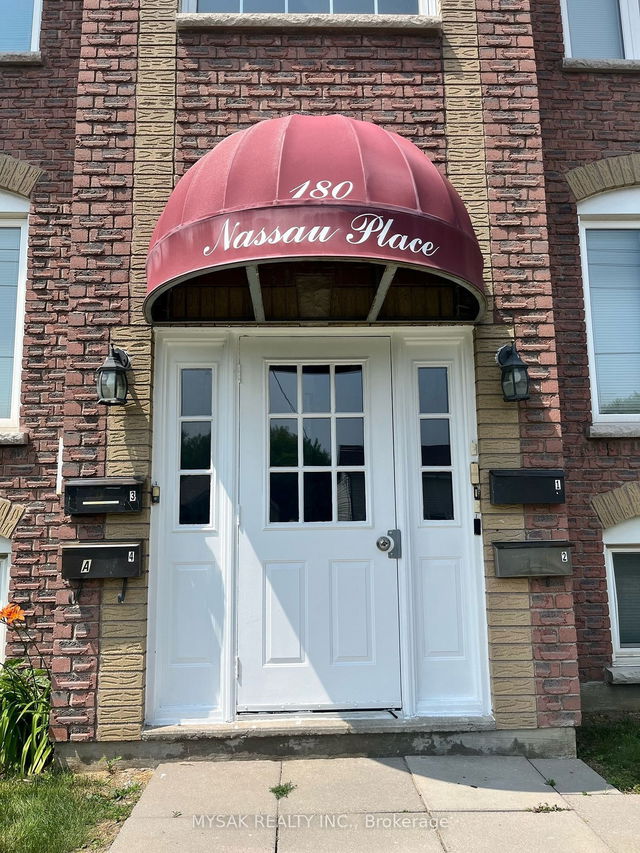 180 Nassau Street