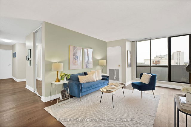 1408 - 10 Stonehill Court
