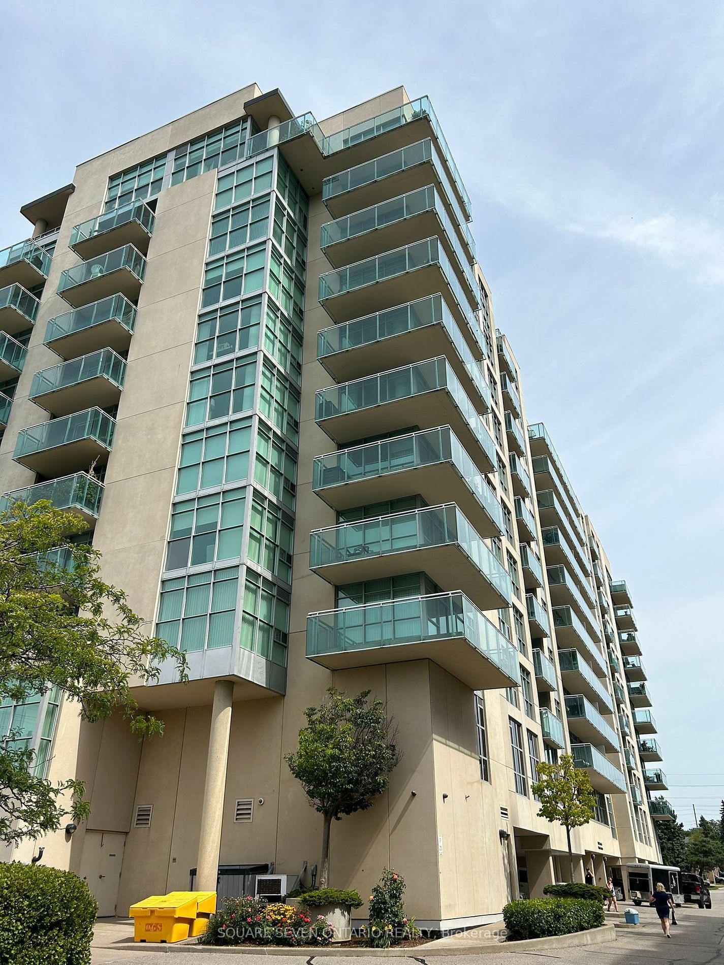 Condo leased at 704-1600 Charles Street, Whitby, Port Whitby, L1N 0G4 - MLS: E6795094