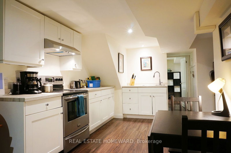 Lower - 183 Beech Ave, Toronto, M4E 3H8 | Image 2