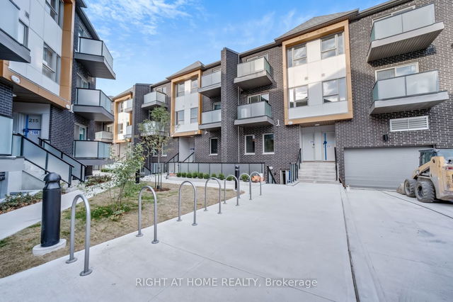341 - 2787 Eglinton Avenue