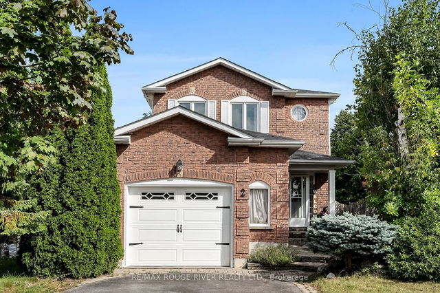2 Lyndale Crescent