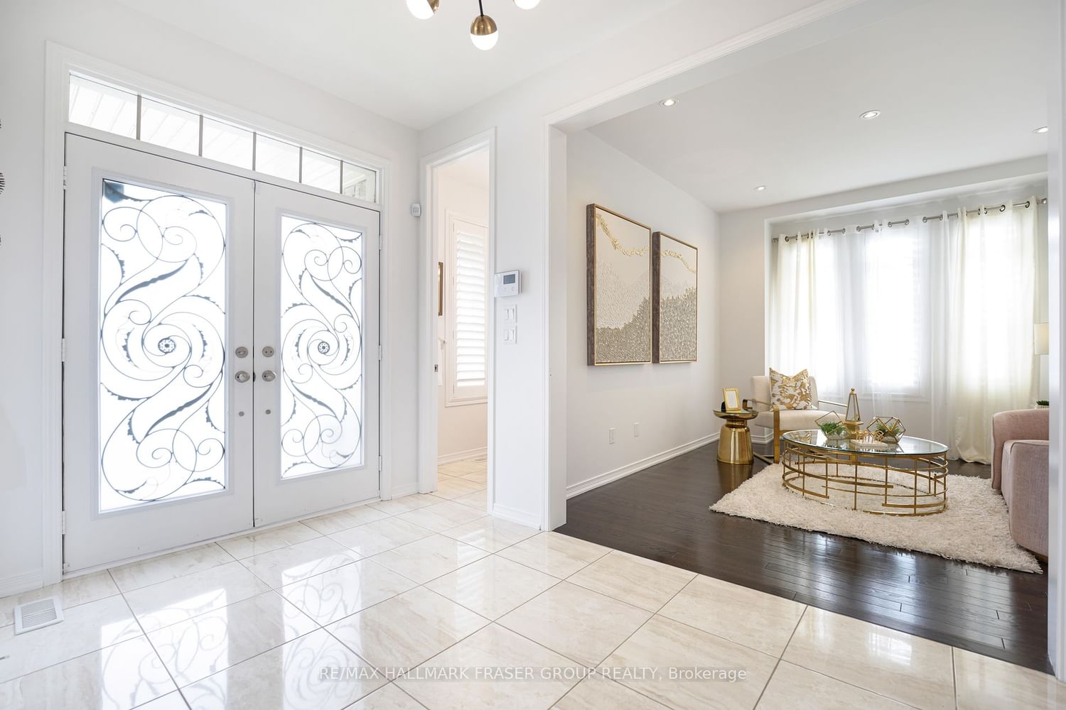 Listing Image 3