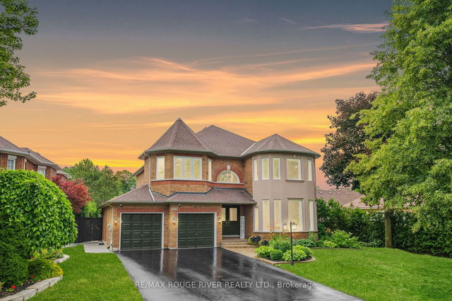 2353 Canterbury Crescent