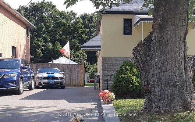 105 Craggview Drive