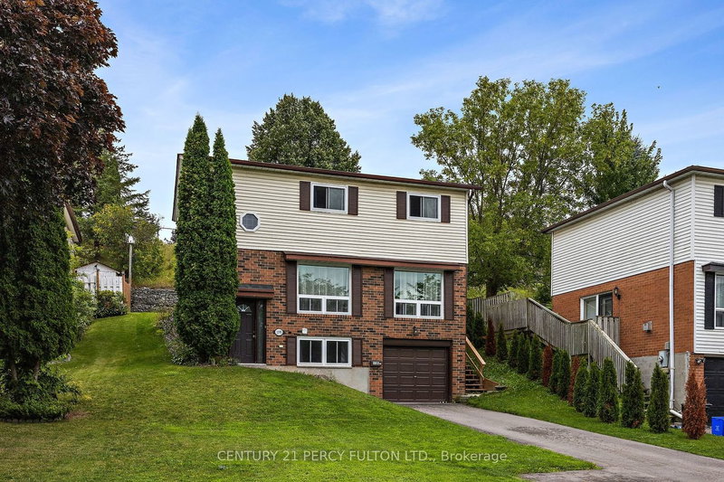 1195 Augusta Crt, Oshawa, L1H 7S9 | Image 3