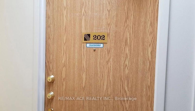 202 - 80 Nashdene Rd, Toronto, M1V 5E4 | Image 2