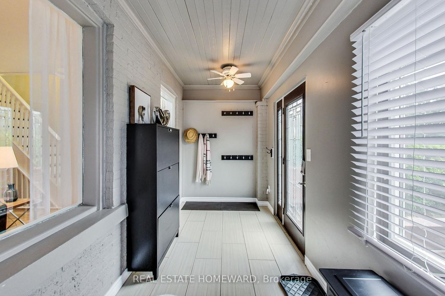 Detached House sold at 12 Weymouth Avenue, Toronto, Crescent Town, M4C 1R7 - MLS: E6813634