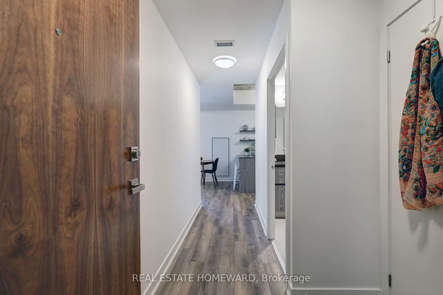 824 - 15 Baseball Place