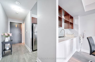 Unit 3422 — 135 Village Green Sq, Toronto - Agincourt South-Malvern West image-0-4