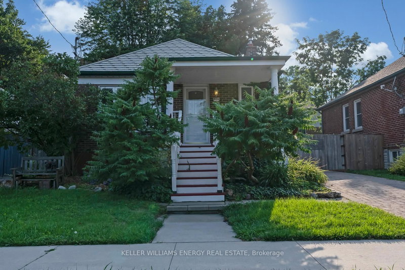 804 Byron St S, Whitby, L1N 4R8 | Image 3