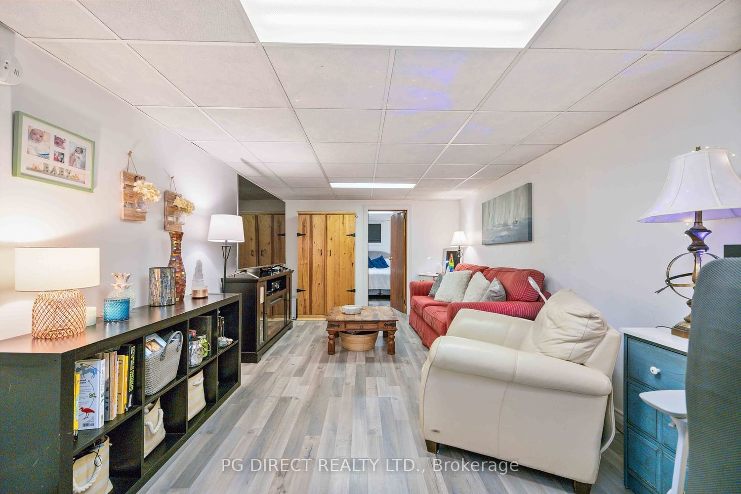 Listing Image 13