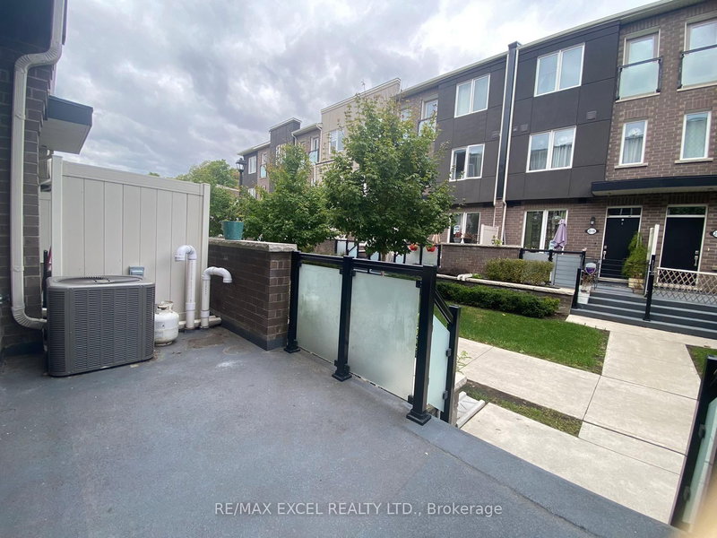 5 - 15 Heron Park Pl, Toronto, M1E 0B8 | Image 3