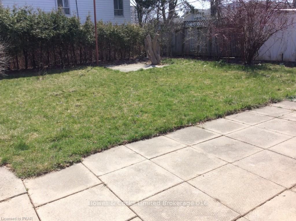 Listing Image 9