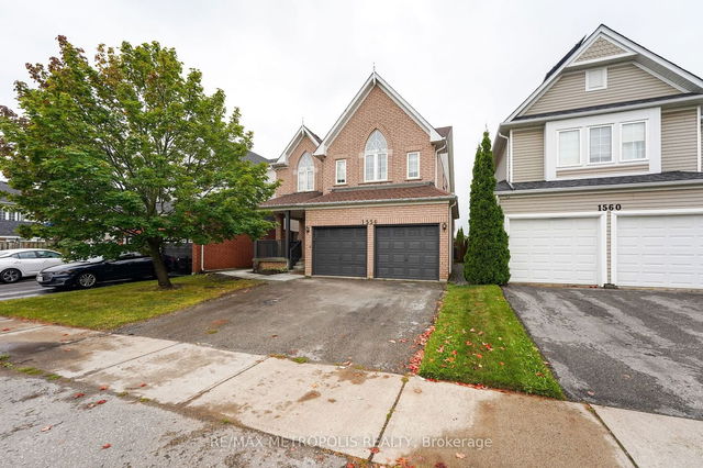 Upper - 1556 Grandview Street