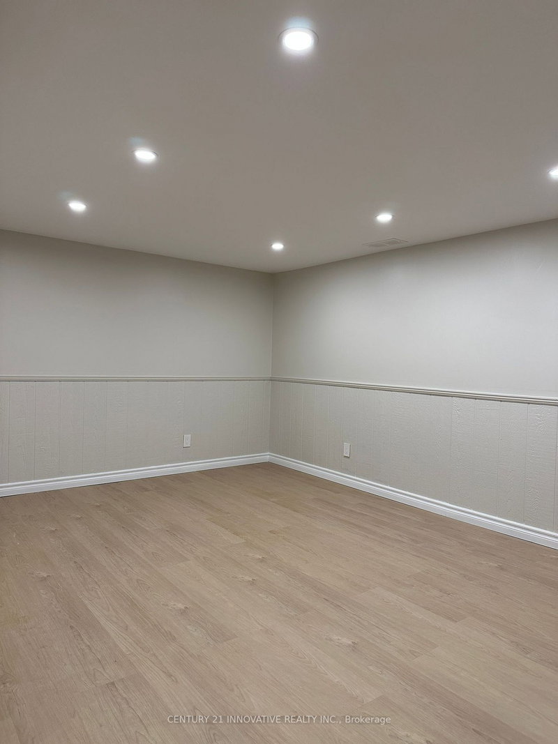 Bsmt - 201 Southlawn Ave, Oshawa, L1H 3Y5 | Image 2