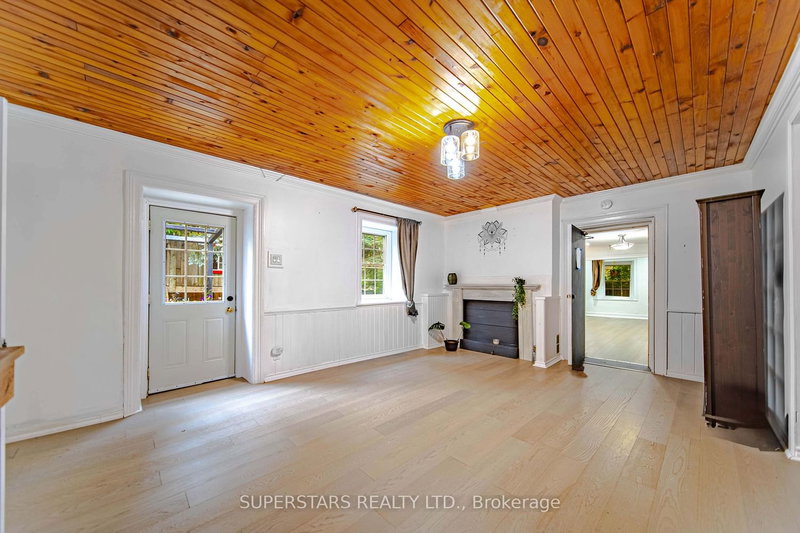 2319 Wildwood Cres, Pickering, L1X 2N1 | Image 3