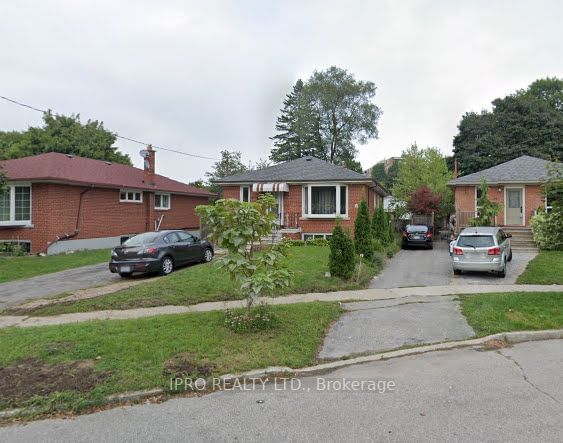 31 Alanbury Crescent