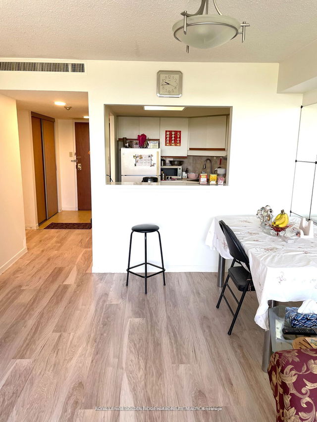 308 - 150 Alton Towers Circle