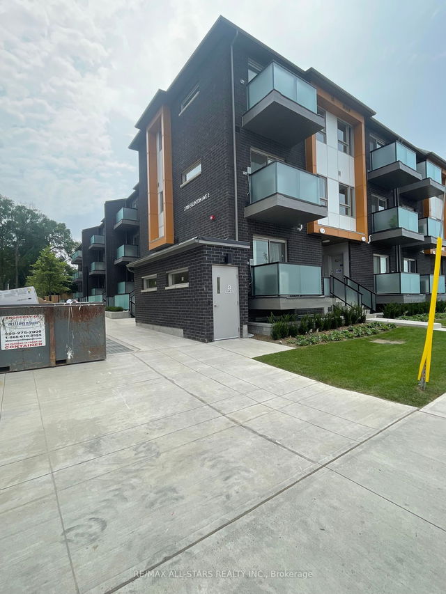 320 - 2787 Eglinton Avenue