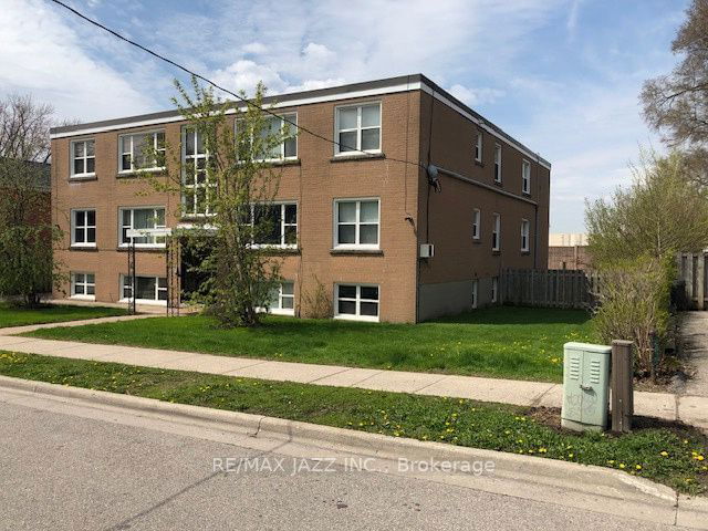 72 Westmount Street