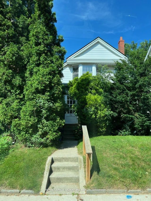40 Herbert Avenue